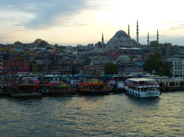 Das Nachtleben beginnt